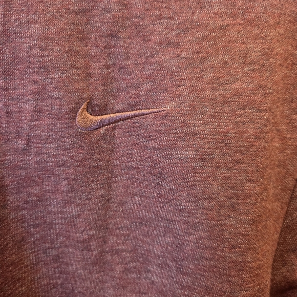 NikePrimary Training Dri-FIT Short Sleeve T-Shirt in Night Maroon/Heather Small - Picture 1 of 7